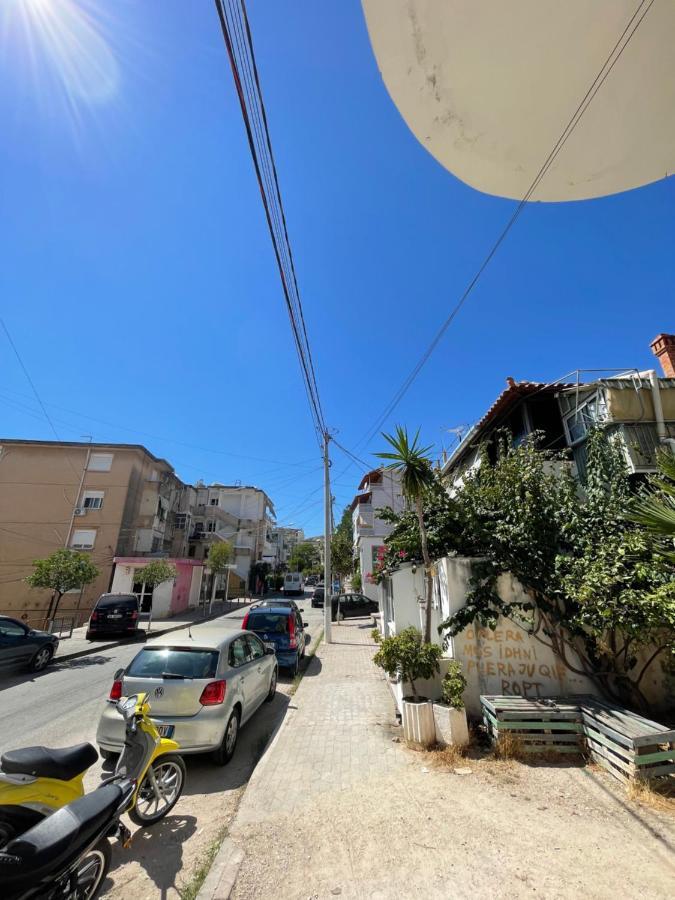 Alpha Lux Apartment Sarandë Exteriör bild