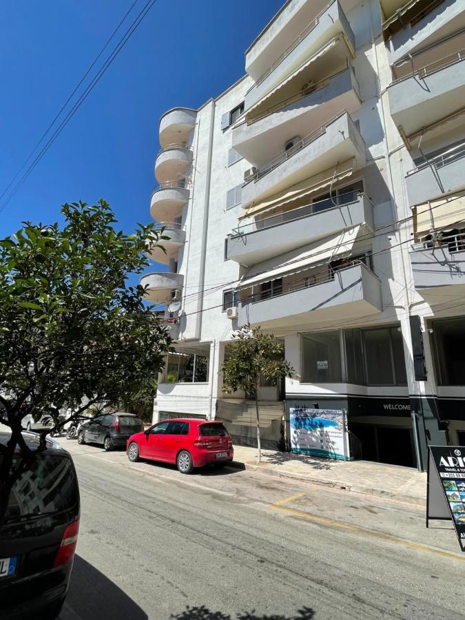 Alpha Lux Apartment Sarandë Exteriör bild