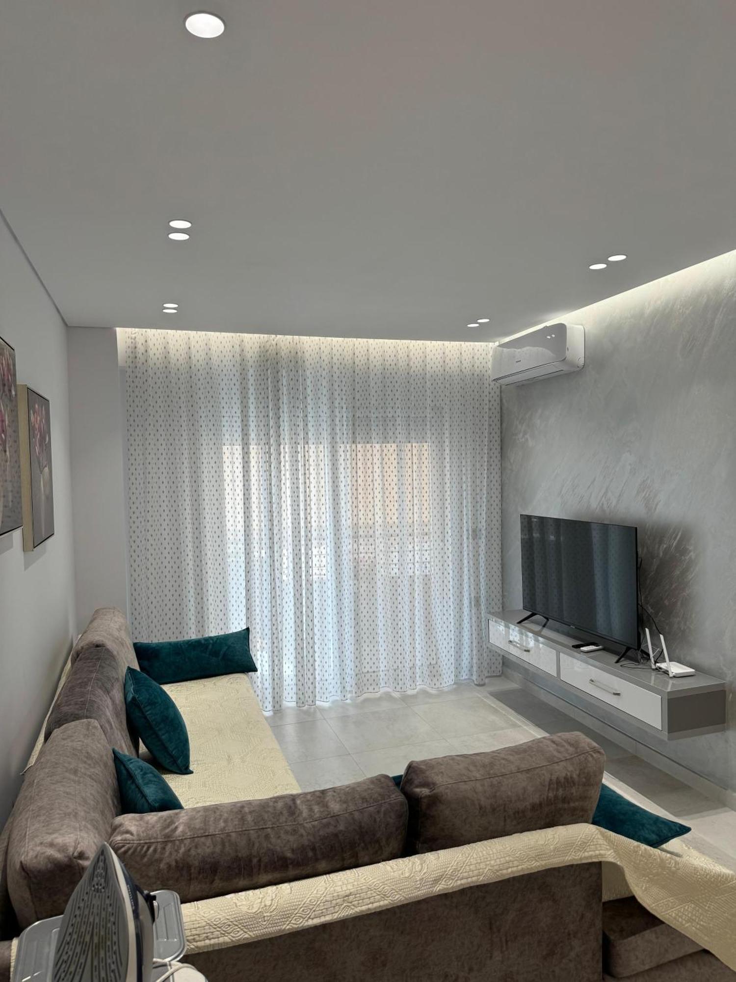 Alpha Lux Apartment Sarandë Exteriör bild